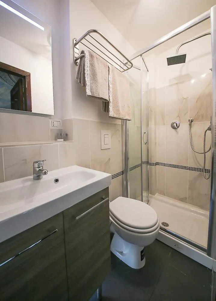 Palace Top Lovely City View And Private Parking Apartment Florence